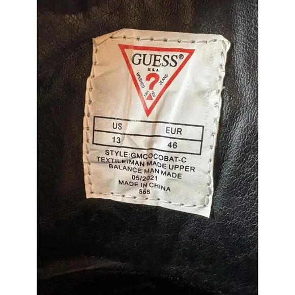 Stylish & Versatile Guess Men display picture 1